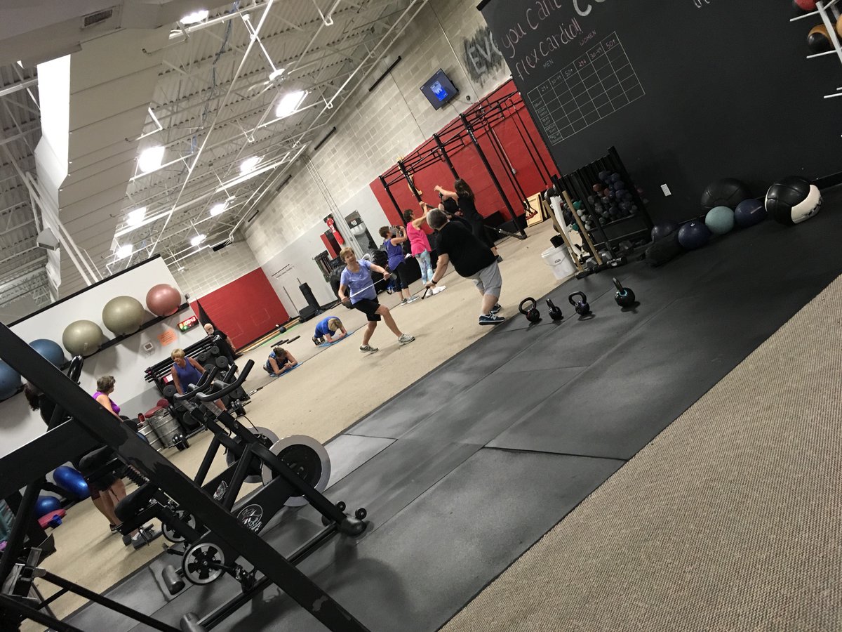 FitWorkz1's tweet photo. A Little Evo Platinum functional training can cure every case of the Monday’s! https://t.co/FqmSUevT0c