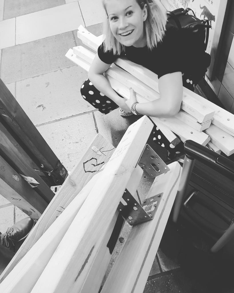 On our way to the get in at <a href="/ORLTheatre/">Old Red Lion Pub & Playhouse</a>!! 

Have you got your tickets yet? 

Tonight, 7:30pm

Ticket link here: oldredliontheatre.co.uk/the-egg-rumour…

Ft. @samanthastone_x