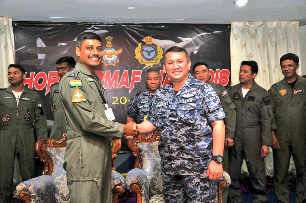 IAF_MCC's tweet image. IAF &amp;amp; RMAF #JointExercise : In a formal ceremony, exercise was inaugurated by Gp Capt CUV Rao, team leader IAF &amp;amp;  Col Mahadzer, Ex director of RMAF. 
It&apos;s a platform to exchange Knowledge &amp;amp; Good practices with each other.
Glimpses of inaugural ceremony.