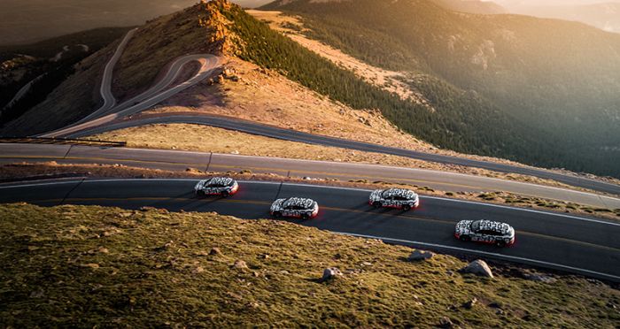 PElectricCar's tweet photo. Audi E-tron wiith most effective recuperation system #Audi #Audietron #etron #emboility #ecars https://t.co/yrWJjPRchQ https://t.co/okEbMUBrCz