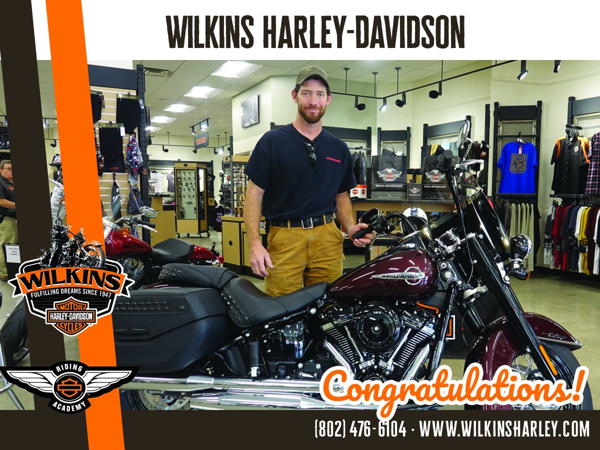 WilkinsHarley's tweet photo. 👊Congratulations to our friend Ian from Berlin, Vt on his beautiful 2018 Twisted Cherry Heritage Classic! #FreedomPromise #2018Heritage #2018Softail #HarleyDavidson https://t.co/OkLzILjxsG