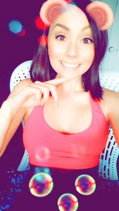 Sees ya on stream in about an hour! <3 https://t.co/sTODllvgVc