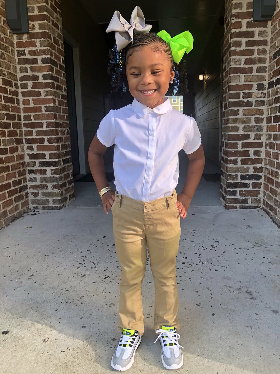 imNecessary_'s tweet image. You make me so Proud 🤞🏾

#SchoolFlow📓