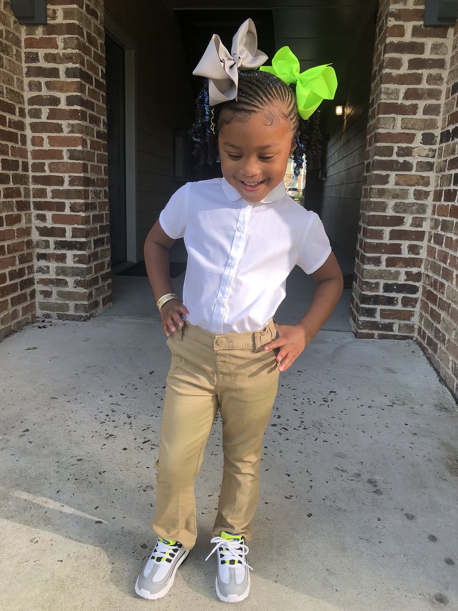 imNecessary_'s tweet image. You make me so Proud 🤞🏾

#SchoolFlow📓