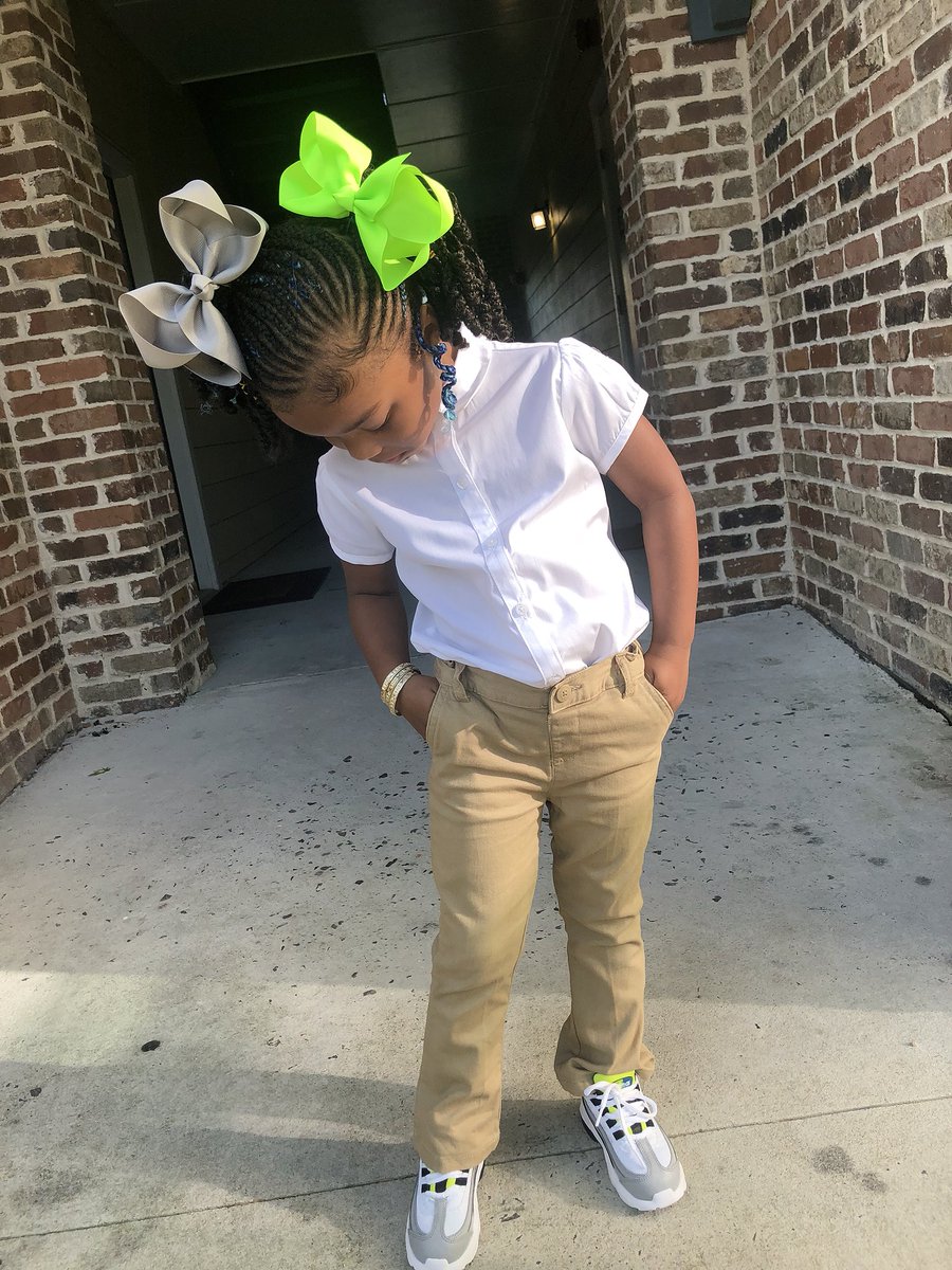 imNecessary_'s tweet image. You make me so Proud 🤞🏾

#SchoolFlow📓