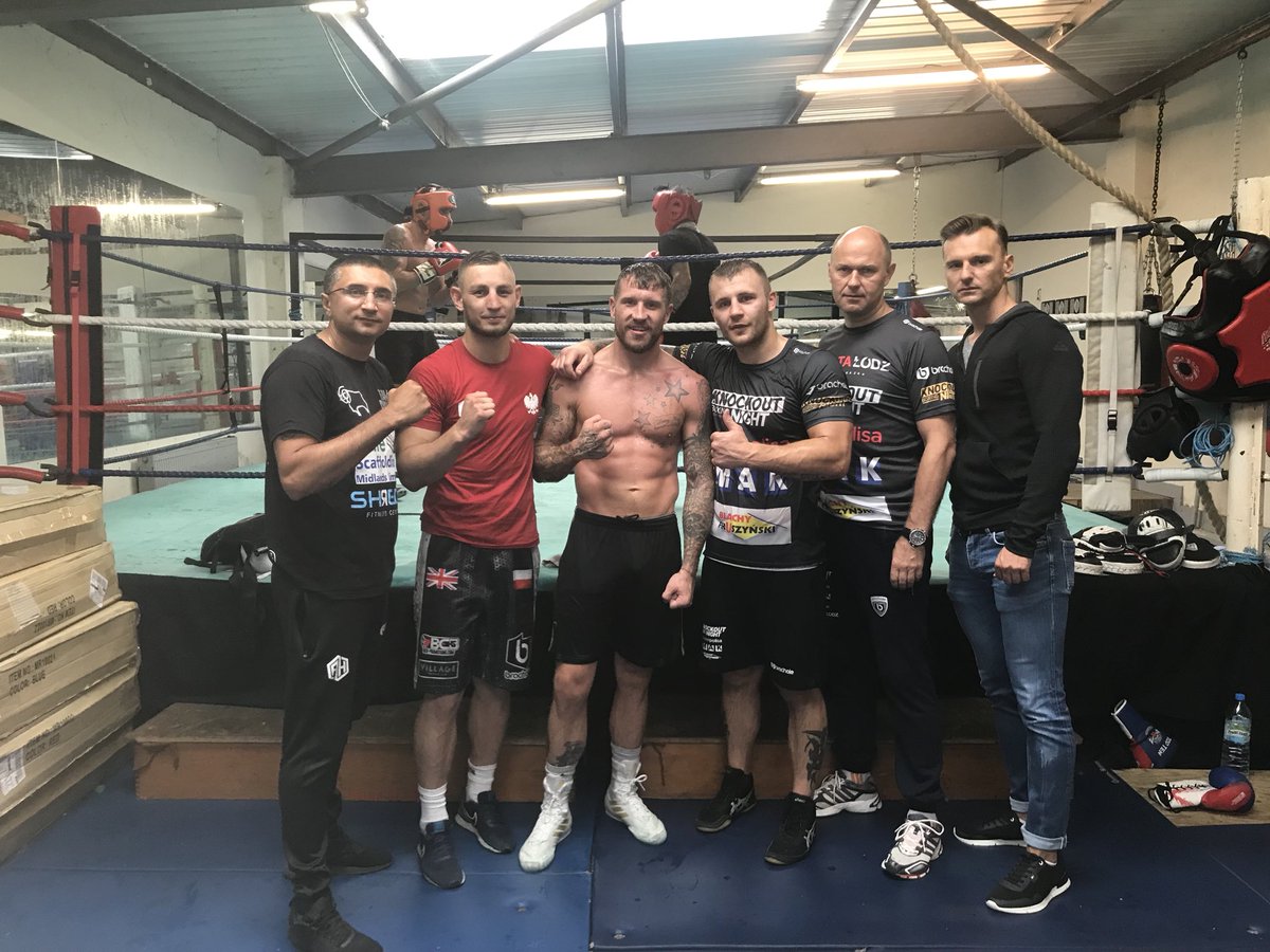 BCB_Boxing's tweet photo. 📸 | @welborn12 sparring with EBU European Middleweight Champion Kamil Szeremeta today. Kamil and his team are with us week as we build our relations with Knockout Promotions in Poland 🇵🇱 🇬🇧 #BCB #KnockoutPromotions https://t.co/4JpEkmxfKy