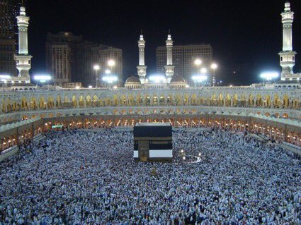 Khaled5Saba's tweet photo. اللهم بعدد من هلل و كبر و طاف في بيتك العتيق اللهم في هذا اليوم العظيم الذي توحد فيه المسلمون تلبية لندائك أن تحفظ و تشفي و تطيل في عمر عبدك السلطان #قابوس و أن تمتعه بالصحة والعافية و العمر المديد يارب 
#يوم_عرفه https://t.co/tG2pK1xPRR