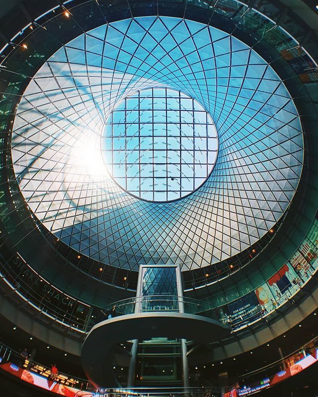 tianchad's tweet photo. The skynet that capture my lucky star🌟 "If I could make it here, I could make it anywhere", that's what she said #WHPCircles .
.
📸 #withGalaxy #GalaxyNote9 #mobilegraphymy https://t.co/Pu2sIHHocR https://t.co/LcuGcOj6rV