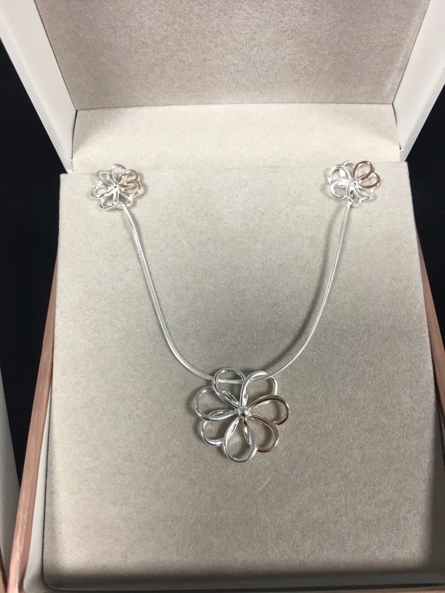 Unique & Co. tweet media