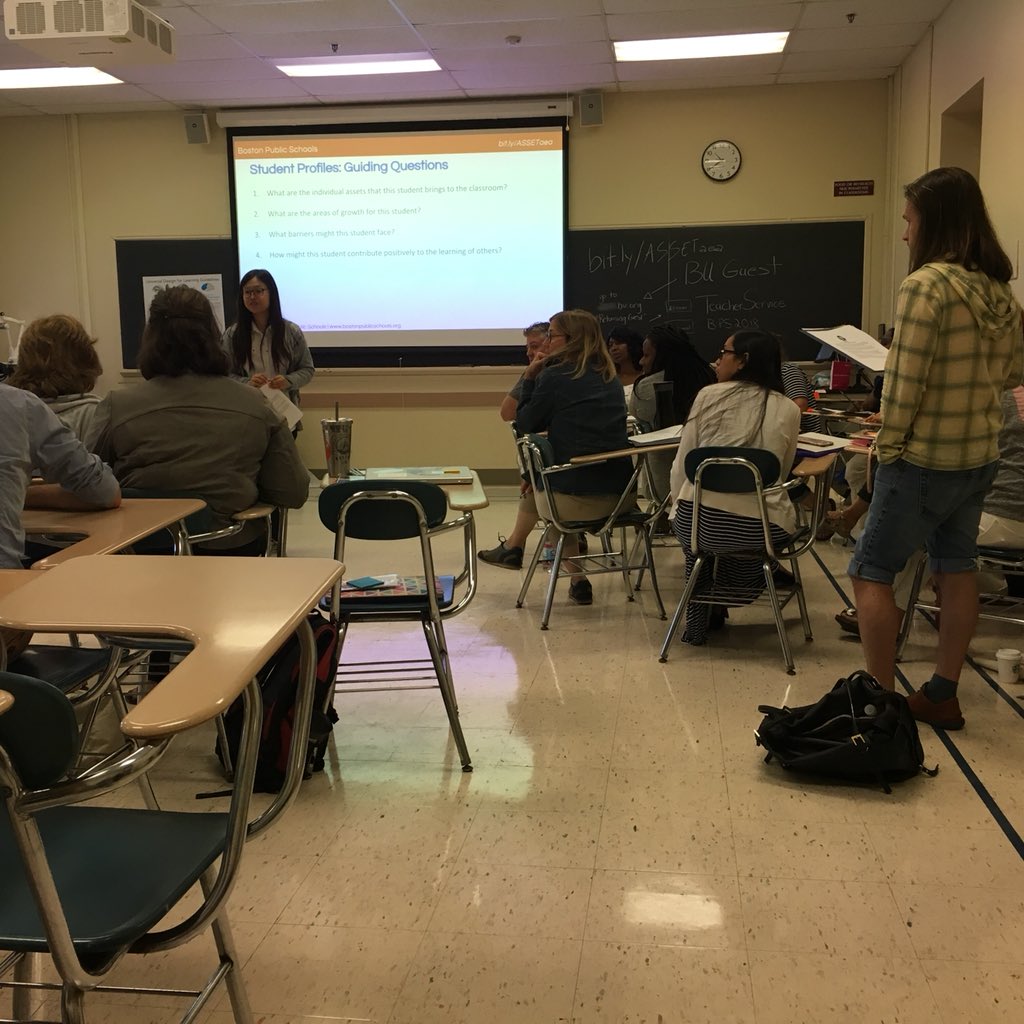 btulearns's tweet image. Teachers learning about design for access and agency through examining student profiles at @BTU66  @BostonSchools #TSI18 #assetbasedthinking @RhianonElan
