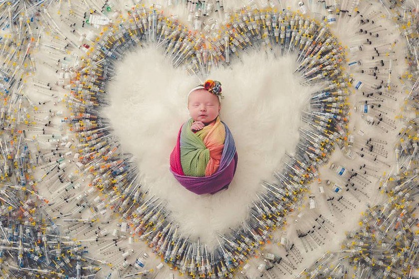 bebesymas's tweet photo. Tras cuatro años, siete intentos, tres abortos y 1.616 inyecciones, la vida se abrió paso https://t.co/jOco1vlzyM https://t.co/Gx83kiCku0