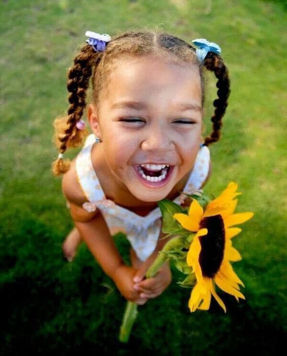 mar_de_sirena's tweet photo. @HotmaiBill @satishc36366576 @bynsny @jack @HindiZahra @ianbremmer @kovacs_music Here🧜‍♀️BeSo

🌻Bello Hoy Y #GreaTToDay to ALL of Us🌻

🌻🍃Smiles Y Lightness🍃🌻
WriiiTer...

🌻WE do NOT Lose...WE #Learn.🌻

🌻#Growth &amp; #Expansion of #Life to All of Us.
#FreeWill IS #Choice too.🌻

And... https://t.co/b9vpGAm68A