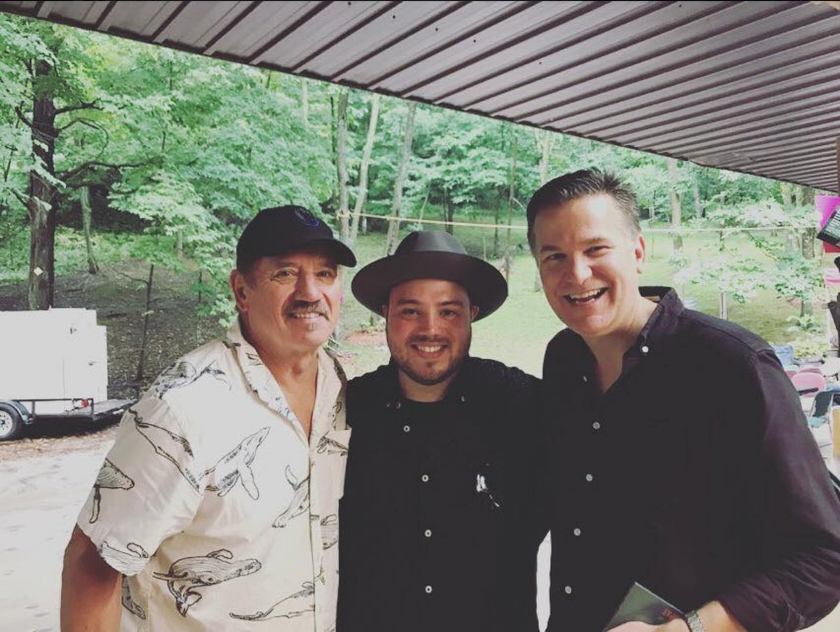 RobandTreymusic's tweet photo. We had an amazing time at #LarryFest this past Friday! It was so great meeting @wopatofficial backstage! #TomWopat #LukeDuke #TheDukesofHazzard https://t.co/MozlD9wEHJ