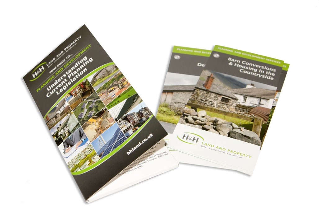TheFolderPeople's tweet photo. DL folders are ideal for holding leaflets, vouchers and compliment slips. They allow you to give your customer a wealth of information while still being able to fit in a bag or briefcase due to its sleek design! #DLFolders #PrintedFolders #BrandedFolders #PresentationFolders https://t.co/7tGk0XQZdS
