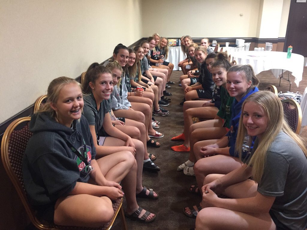 horbach_nolan's tweet image. A great weekend with the girls representing @sask_hockey Team Sask U16. #teamsask #buildingateam