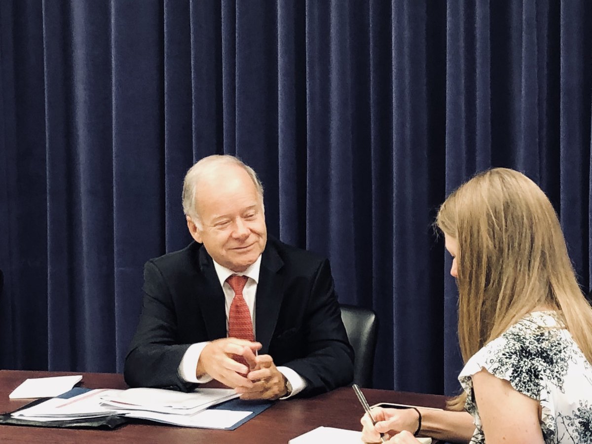 Quebec Chief Negotiator for #NAFTA @Raymond_Bachand meeting with journalist @andrearumbaugh @HoustonChron - talking about the benefits of North America integration @NASCONetwork @RepKevinBrady @CanCGDallas @ConsulMexHou @BRPnews @CanadaTexasCC @dallasnews @NTxCommission @CAE_Inc