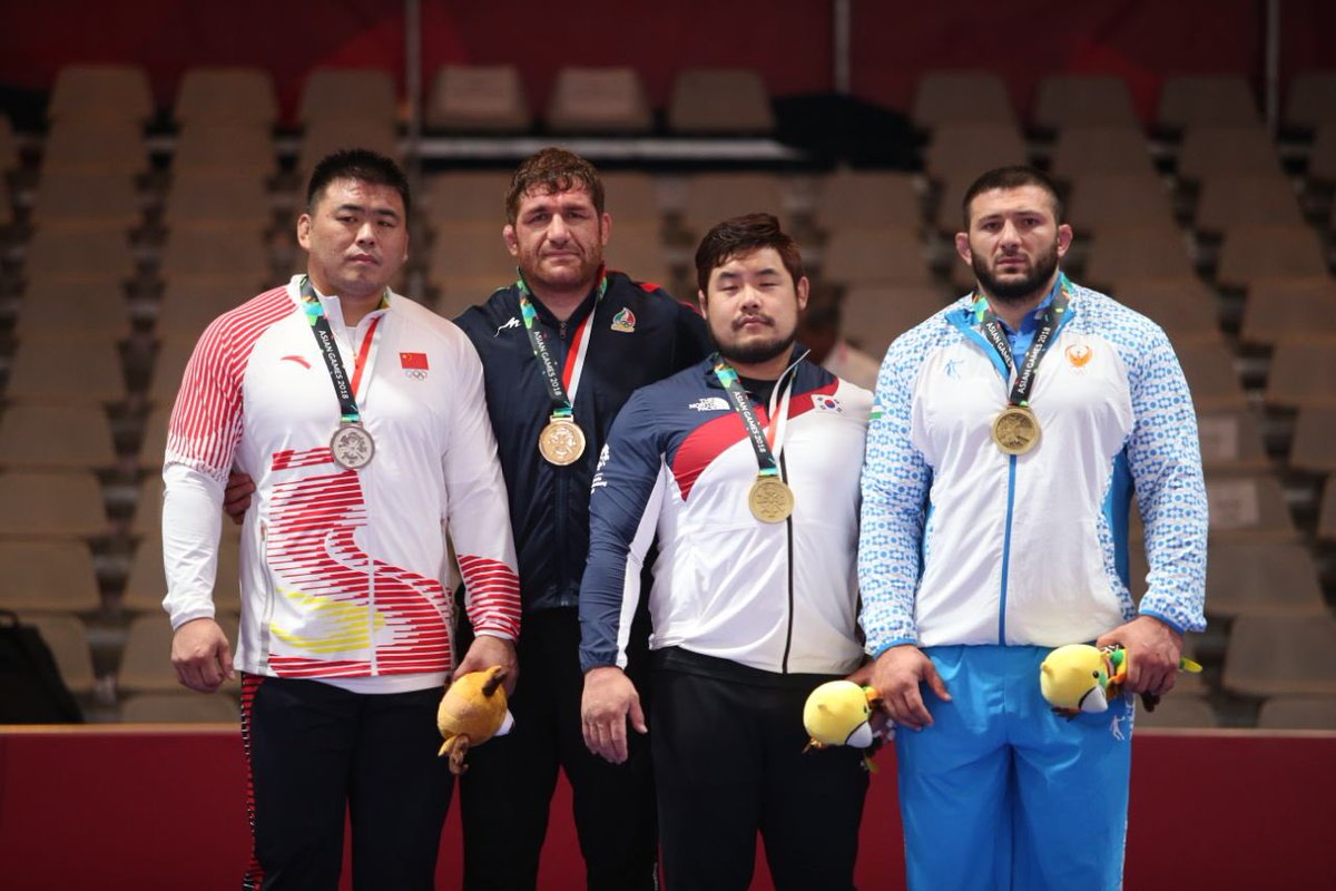 Olympic_ir's tweet photo. پرویز هادی سومین مدال طلای ایران را در #کشتی آزاد وزن ۱۲۵ کیلو کسب کرد.

«یک ایران🇮🇷، یک صدا»
#بازی‌های_آسیایی2018 https://t.co/F26TbWdRh7