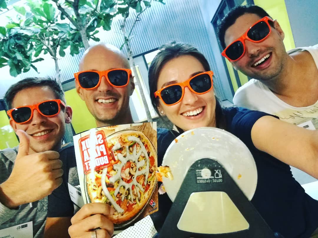 SiouxSource's tweet image. Sioux spotted at the @TUeindhoven introweek. Our engineers were there to share their enthusiasm, knowledge, free pizza and sunglasses. Show us your #orangeselfie with sunglasses. The best post will be rewarded! 😎#introweek #Eindhoven #TUEindhoven #introeindhoven #intro2018