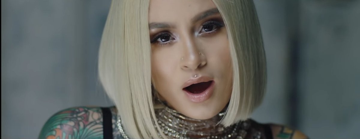 jeknuevaespanaa's tweet image. are you seriously trying to kill us? i wasnt prepared for this. ihh perfectaaaa!!! #ringmusicvideo