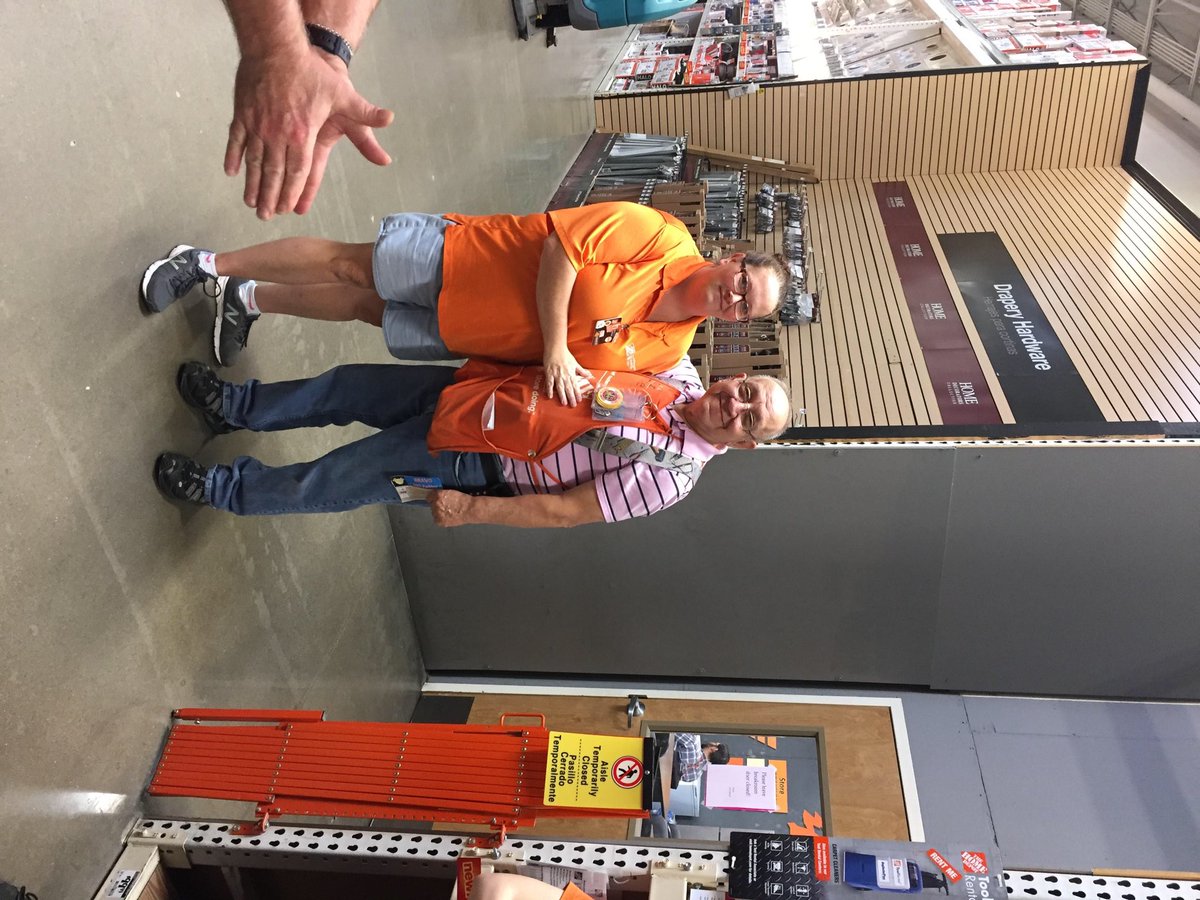 Steve Craig (@warehousewally) on Twitter photo At store 707 the Met team recognized Joe in  D27 as a great partner. Thx Joe!!! <a href="/shodgson16/">Stacey Hodgson</a> <a href="/ScottRoop/">Scott Roop</a> <a href="/kmn293/">Kelly Newell</a> At store 707 the Met team recognized Joe in  D27 as a great partner. Thx Joe!!! <a href="/shodgson16/">Stacey Hodgson</a> <a href="/ScottRoop/">Scott Roop</a> <a href="/kmn293/">Kelly Newell</a>