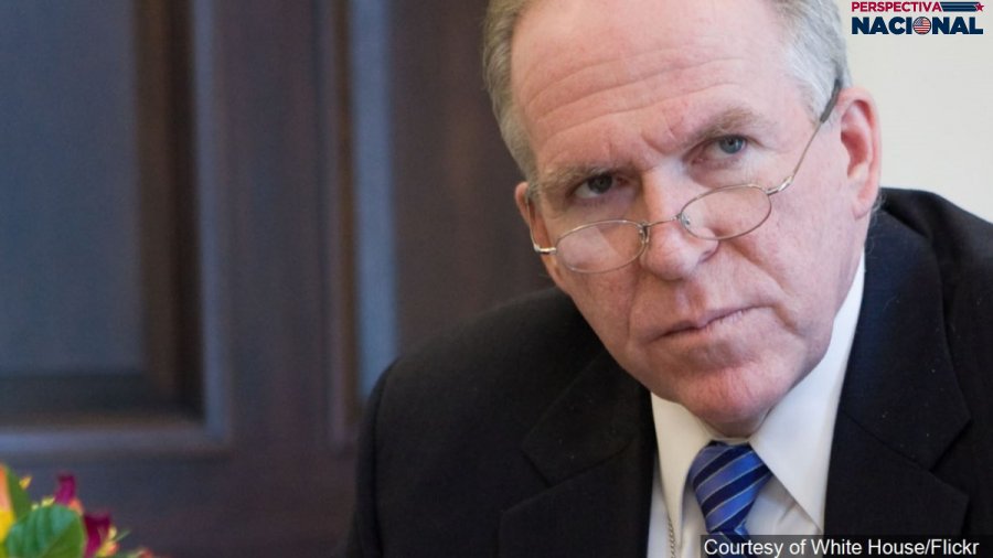 perspectiva_nac's tweet photo. .@realDonaldTrump revocó el acceso de seguridad al exjefe de la CIA, John Brennan y amenaza con hacer lo mismo con otros de sus críticos. ¿Qué busca con esto el mandatario? https://t.co/7Gcq1Mthtn https://t.co/bBaAWprtps