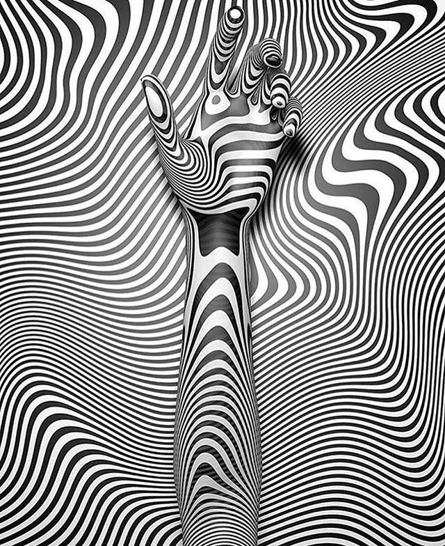 Black &amp; White Camo 🎱 by <a href="/slimesunday/">slimesunday</a> #fubiz #blackandwhite #artwork #inspiration #photography
Mention <a href="/fubiz/">Fubiz</a> to be featured on our Instagram bit.ly/2MEWs6F