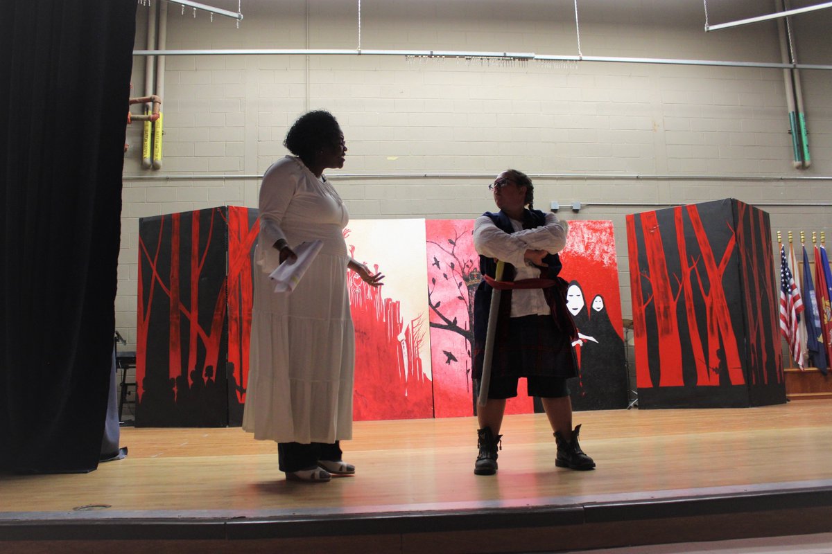ShakesinPrison's tweet photo. “[This] was way more than just learning the lines &amp; performing. It was being a leader, a supportive scene partner, it was being reliable, knowing when to step back &amp; let others take charge, working when I didn’t want to, and keeping my frustrations in check (most of the time).” https://t.co/iUkZvZGnHa