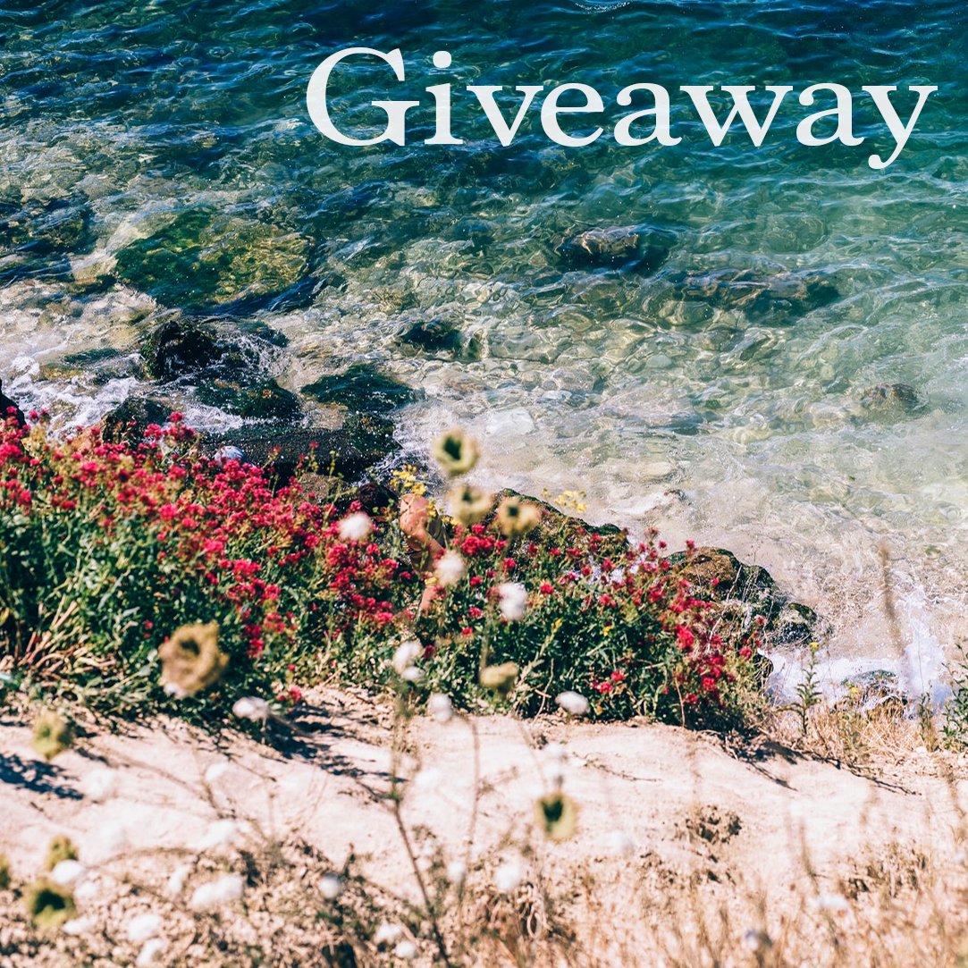 Bloomex_canada's tweet photo. ☀🌺☀ #GIVEAWAY ☀🌺☀ 

Aloha! We're giving away a #Beachside Bliss bouquet. 🏖

To Enter: FOLLOW us, LIKE this post &amp; REPOST!

Ends Aug 29. GOOD LUCK! Details: https://t.co/7WCT4yxh0k

#winitwednesday #humpday #giveaway #letsgotothebeach #canada #contest  #giveawayalert https://t.co/UHoig98axX