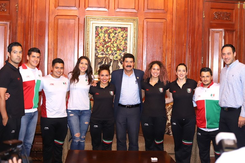 ABC_deportivo's tweet photo. Recibe @Javier_Corral a deportistas chihuahuenses de @Bquilla2018 
https://t.co/SAsRtX8k2T https://t.co/7AoHozeohA