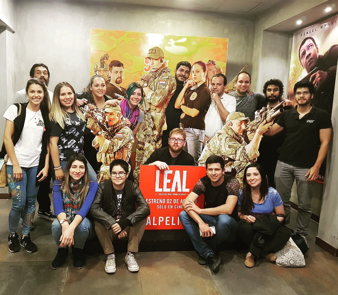 BagreStudios's tweet photo. Apoyando siempre el cine nacional, el cardumen presente en la función de #Leal 👏👏👏👏
¡Felicitaciones a todo el staff!
Pietro Scappini, Rodrigo Salomón, Renovatio, Dani Da Rosa, HEi Films y Chaco Rental. https://t.co/oKgWtMHJID