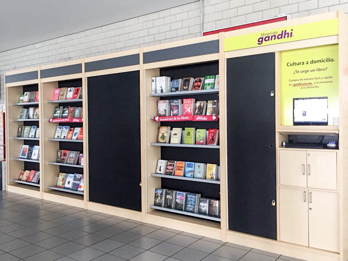 UVMMEXICO's tweet photo. Quedó chulísimo en nuevo módulo de @LibreriasGandhi en #UVMCoyoacán. 👌🏽 #BackToSchoolUVM https://t.co/uscbxrSPJg