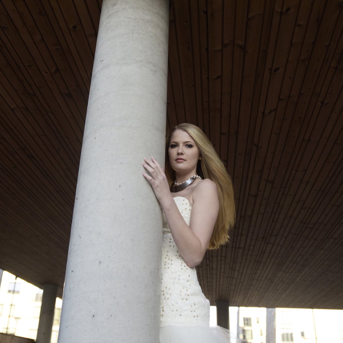 GJcouture_'s tweet photo. A bridal moment with @sunnive 📸 @fotografninalaedre 💄 @ieva_janusonyte 💇🏾‍♀️ @solangefrisorr @solangelsosa  #glendajensencouture #fashionbrand #norwegianbrand #clothingbrand #fashion #fashionista #beauty #fashionmodel #bridalwear #bridalgown #weddingdress #bridalcouture https://t.co/SYcsUNB1RG