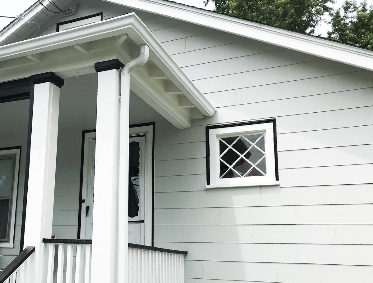 level5pntgllc's tweet photo. Details and close up. #LevelFivePainting #Roslindale #Exterior #ExteriorProject #BenjaminMoore #Painting #PaintingProject #SummerPainting #Painters #PaintingProjectDone #ExteriorGoals #PaintingDetails https://t.co/iubaM2fshx