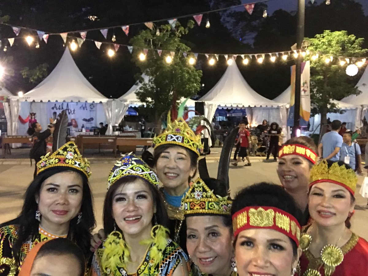 hennymemes's tweet photo. Our perform at grand opening Asian Games 2018 https://t.co/epSWlH8LOj