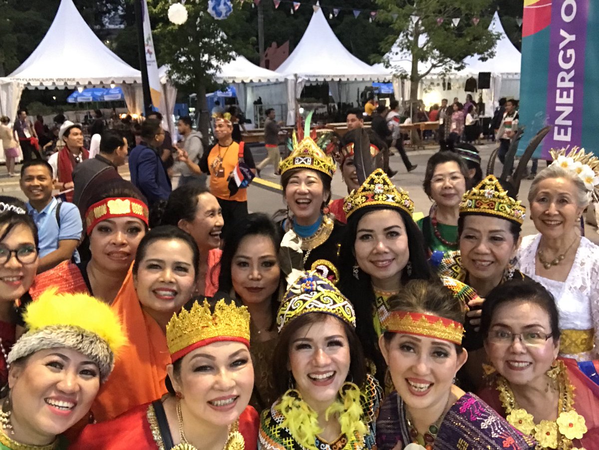 hennymemes's tweet photo. Our perform at grand opening Asian Games 2018 https://t.co/epSWlH8LOj