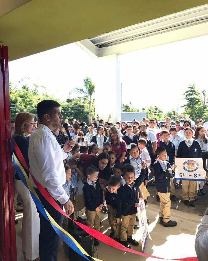 kiko_aviles's tweet photo. Hoy recibiendo a los estudiantes y padres de #CADEI. ¡Un sueño hecho realidad! https://t.co/yeQIUBiVFp
