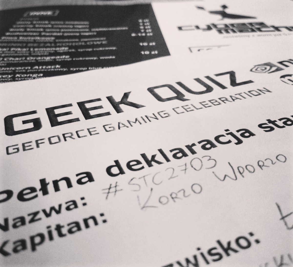 Gra wiedzy i ryzyka
#stc2703 #geekquiz #cybermachina