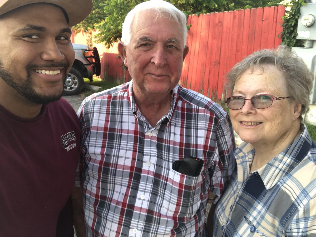 red_state_bbq's tweet photo. Some would say thereโs no good bbq outside of Texas.... BUT this couple from Texas disagrees and says, โRed State BBQ is the best in the states!โ Come to your favorite bbq restaurant today and treat yourself! #familyfriendly #bestbbq #redstate #supportlocal #couple #Texas #KYBBQ https://t.co/06bt212Trg