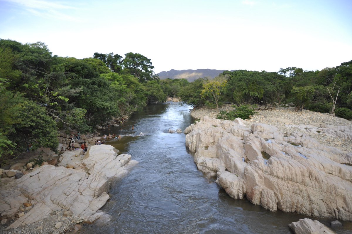 SiturCesar's tweet photo. Las refrescantes aguas del #RíoGuatapurí en #Valledupar esperan a todos nuestros visitantes y @SiturCesar está listo para recibirlos. Conoce el Cesar!
#ConoceElCesar #VisitaElCesar #Cesar #SiturCesar #Vallenato #ConoceValledupar
@CCVALLEDUPAR https://t.co/i93jtOlisu
