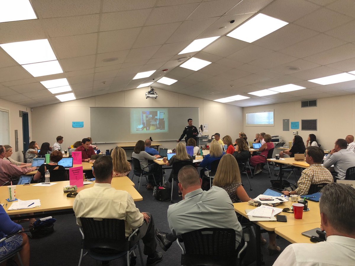 Thank you @SRPDCarlson for continually sharing best practices for the safety of our students. #RunHideDefend @SRVUSD1 @SRVUSD_Speaks @sanramonpolice