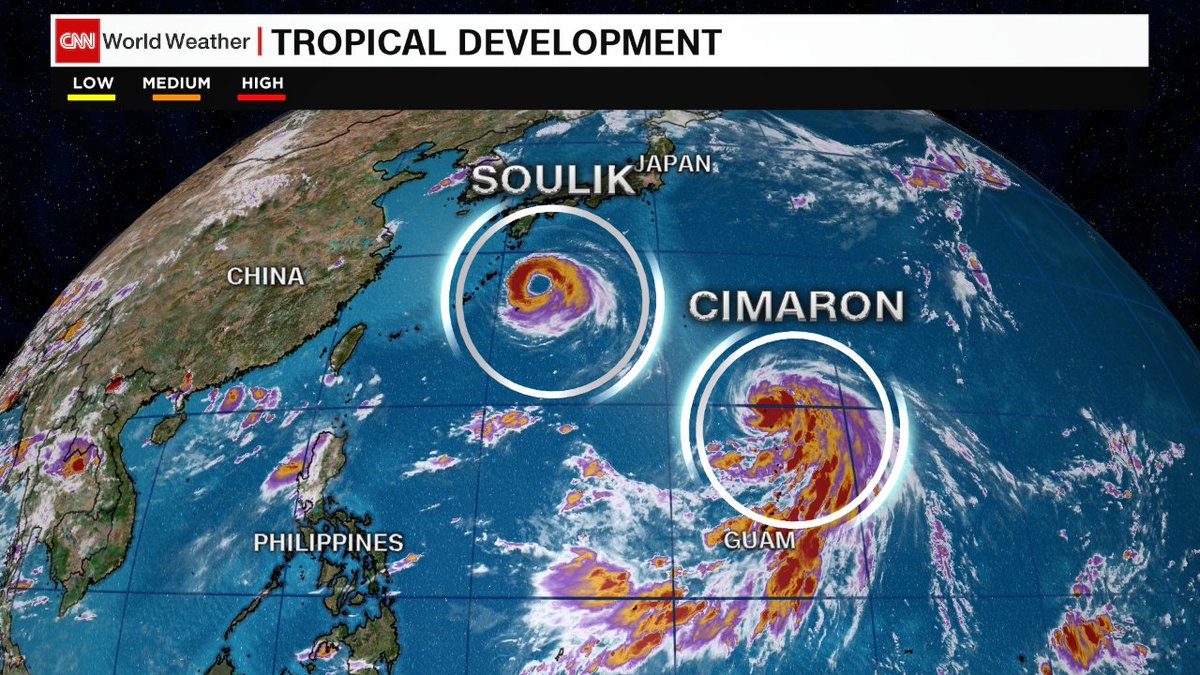 TomSaterCNN's tweet image. In past 5 weeks, 11 named storms have formed in the West Pacific. Now, a possible simultaneously landfall of two. #TyphoonSoulik and #Cimaron moving north. Only 2 typhoons have moved towards #Seoul in past 32 years. @cnntoday