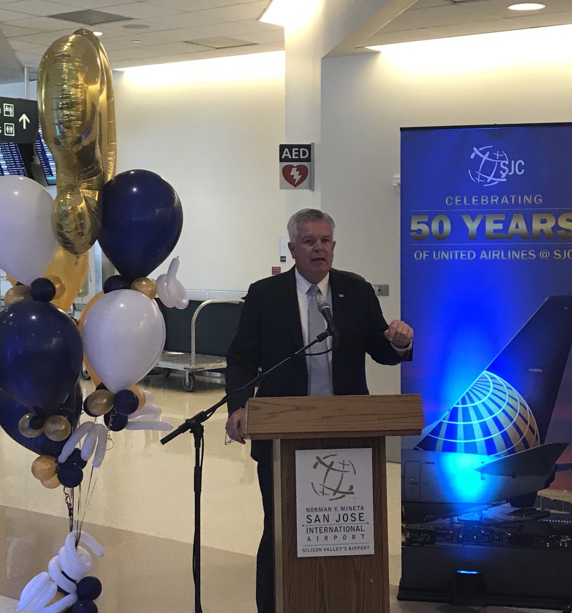 barkleyscotty's tweet photo. Bryan Quigley VP SFO helping SJC celebrate 50 years!@weareunited #core4 #SJCrocks @GBieloszabski https://t.co/2tiAIA5iU5
