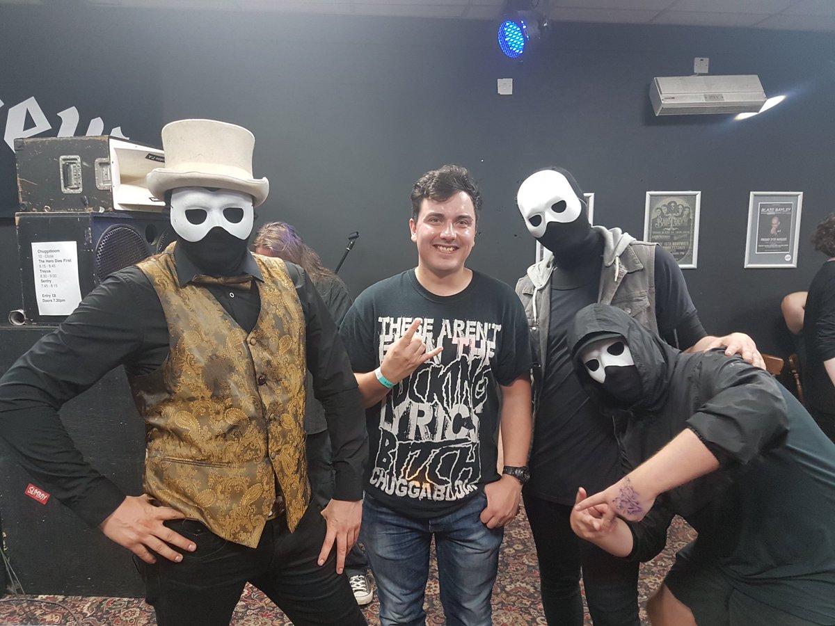 SN00DGUYGaming's tweet image. Such an awesome night Saturday  second time seeing these guys and they were awesome if you like your rock and heavy metal give them a listen. #chuggaboom #chuggalo @ChuggaBoomband