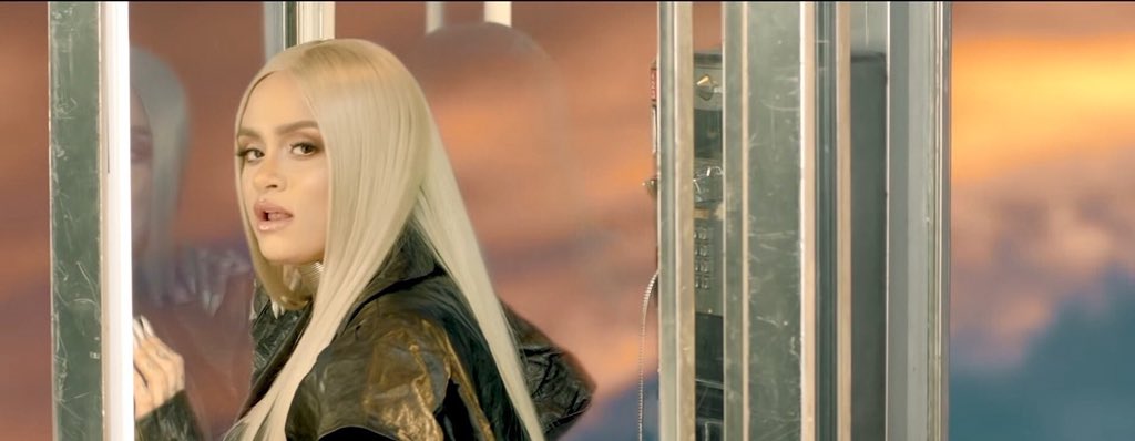 markehlani's tweet image. GENTE A KEHLANI TA LINDA DEMAIS NESSE VÍDEO SURTO #RingMusicVideo