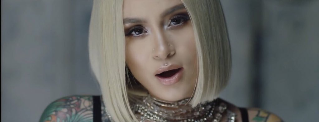 markehlani's tweet image. GENTE A KEHLANI TA LINDA DEMAIS NESSE VÍDEO SURTO #RingMusicVideo