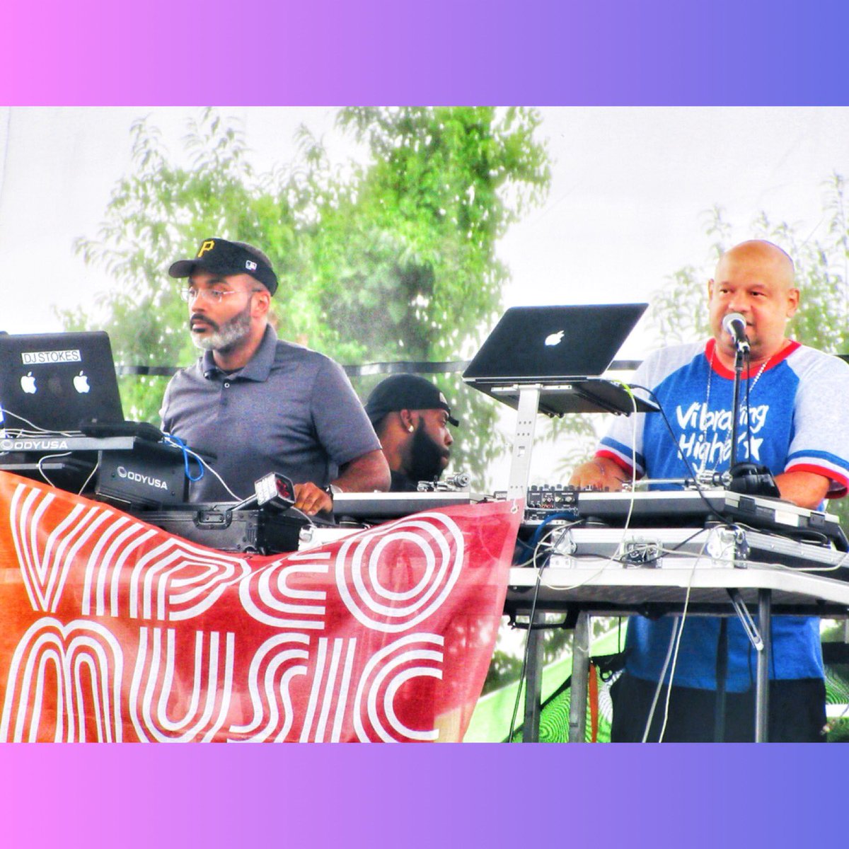 bklyntyenyc's tweet image. @PLargePro x @tedsmooth #VMB35