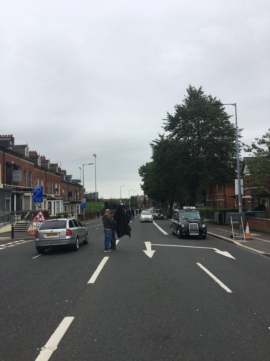 irspireland's tweet photo. Dozens of IRSP activists held a white line vigil on the Falls road this evening to remember INLA & IRSP hunger striker Michael Devine.
#HungerStrike81 #MichaelDevine #IRSP #INLA. https://t.co/vw1UW6V2hK