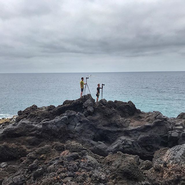 Looking for the sunset 🌍.
•
•
•
#ethnologies #islacanarias #ariaacquaterrafuoco #total_canarias #ig_canaryislands #ig_canarias #canariasviva #espacio_canario #canaryislands #canariashoy #livecanary #latituddevida #lanzarote #espacio_canario #venacana… ift.tt/2nQfDfE