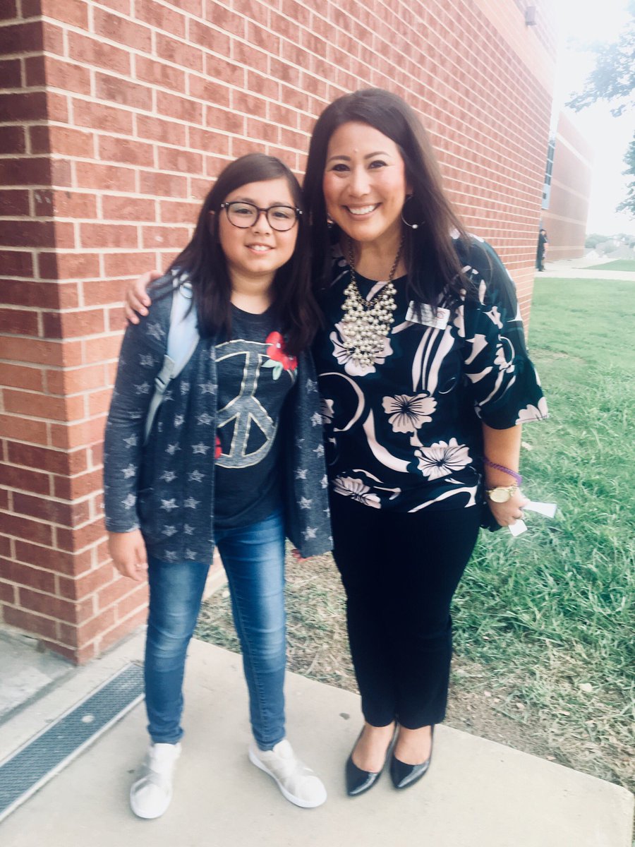 danamacedo's tweet image. It’s Grade 6 for my girl and Year 21 for me! All in CFB for both of us!! #CFBfirstday