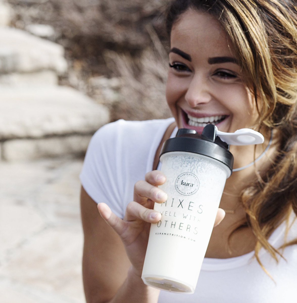 Never fear the close-up, keep your skin glowing with a daily dose of vitamins A, C, E &amp; biotin. Get that + 19 additional vitamins, minerals, antioxidants &amp; more in our easy to use Wellness Powders. 
.
📷@campingcollective